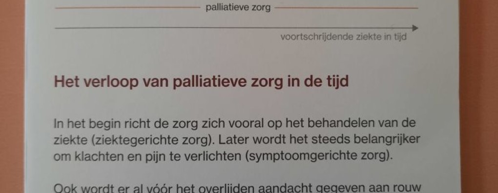 Carend en Monuta brengen zakkaartje 'Zorg in de Stervensfase' uit voor zorgverleners