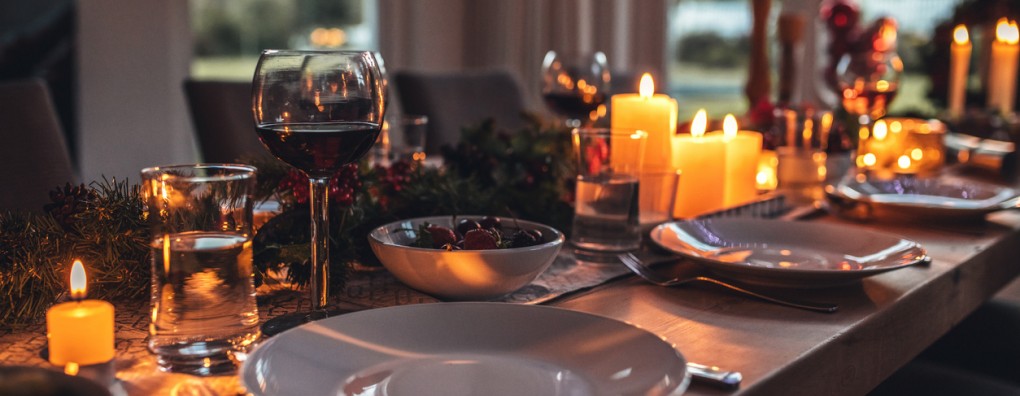 Een gedekte tafel voor opa en oma