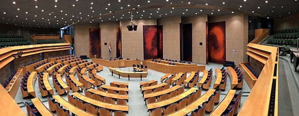 Tweede kamer neemt motie over hulpmiddelen aan na actie verpleegkundige Bergkamp