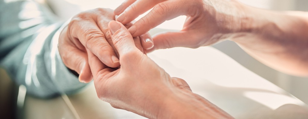 Gewoon naast iemand zitten kan ook helpend zijn [interview]