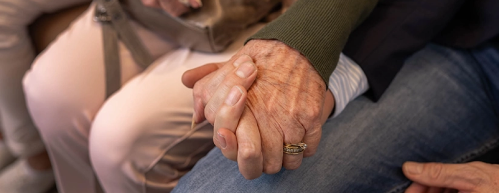 Gratis zakkaartje helpt zorgprofessionals de stervensfase tijdig te herkennen
