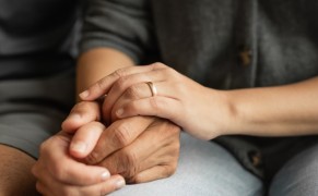 Gratis publiekswebinar: hoe bied je palliatieve zorg die écht bij iemand past?