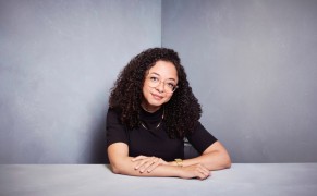 Zorg in de Stervensfase: stand-up comedy Wina Ricardo
