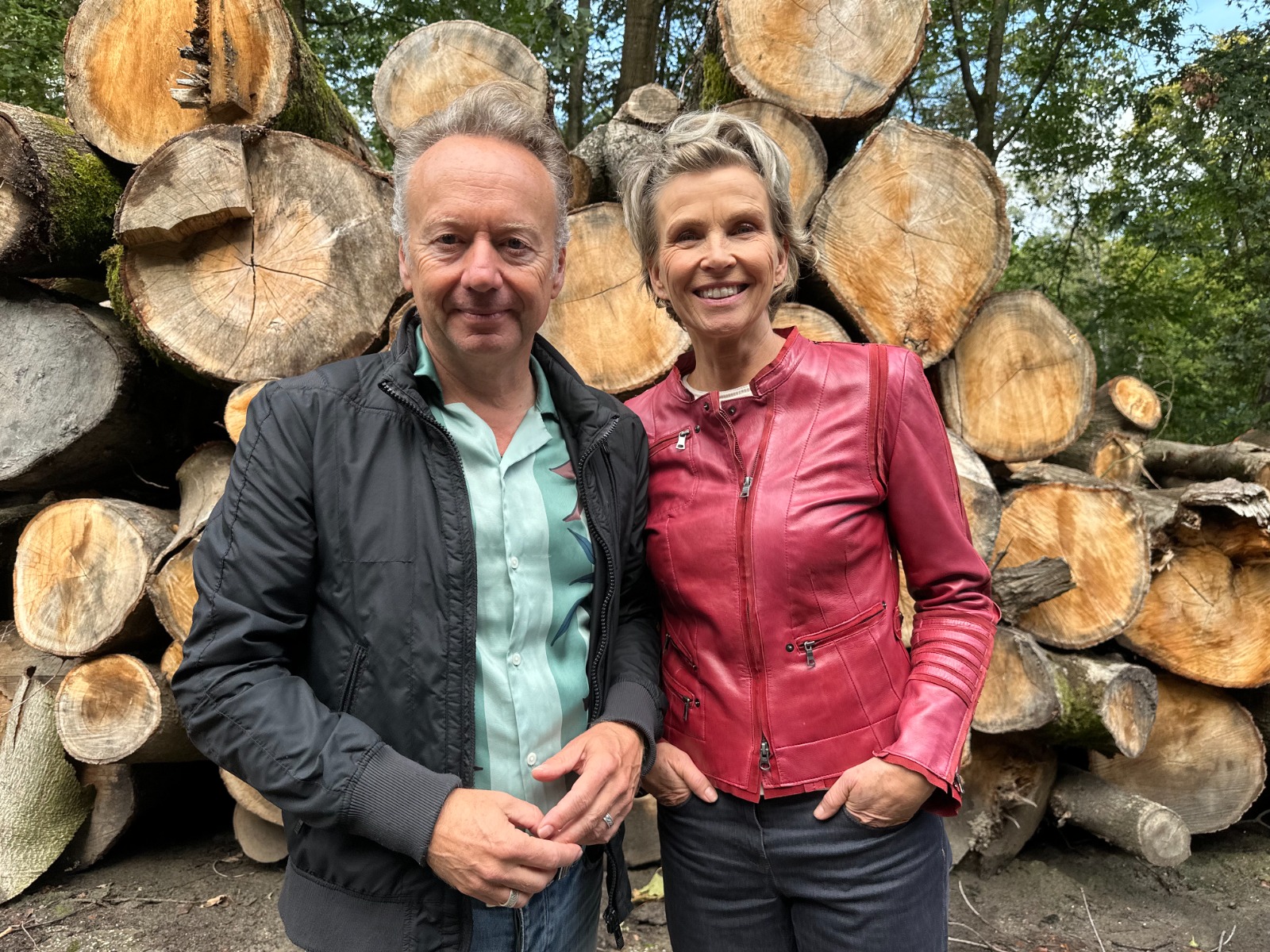 Anita Witzier en Joris Linssen openen het gesprek in nieuw seizoen ‘Leven tot het laatst – De Wandeling’